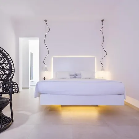 Art Santorini (adults Only) Otel